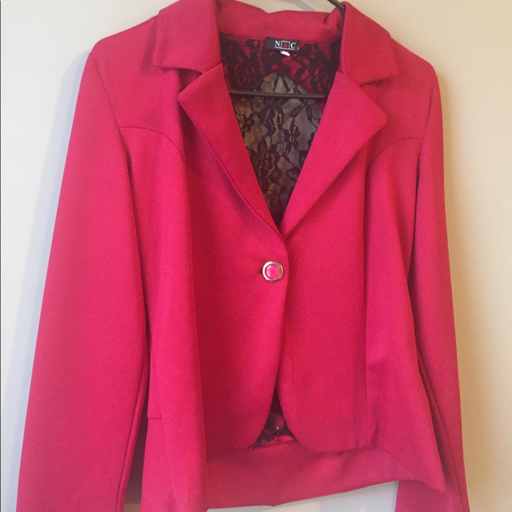 Classic blazer with a twist (BRAND NEW)